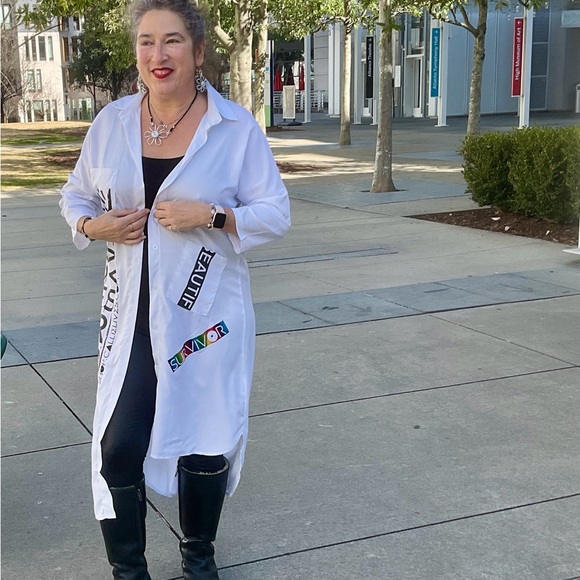 Use Your Voice With This White Button Up Duster - Picture 3 of 6